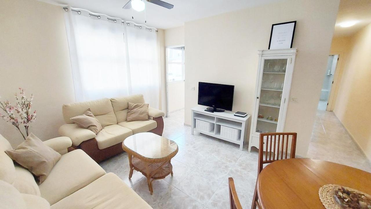Centric 2 Bedrooms Apartment Near To The Beach - By Tenerifehints El Medano  Exterior photo